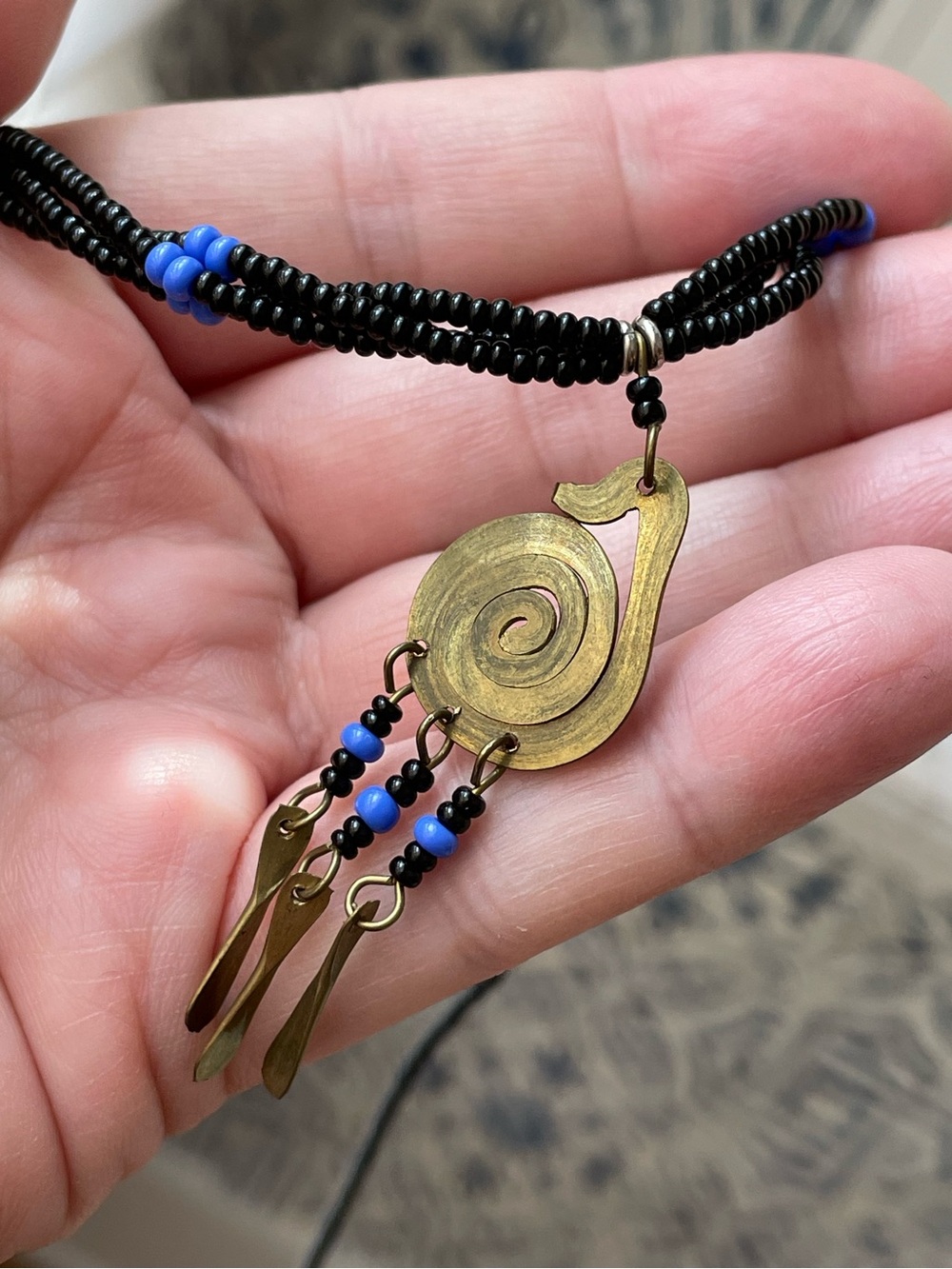 Vintage black & blue beaded choker necklace w/ brass swirl festival boho